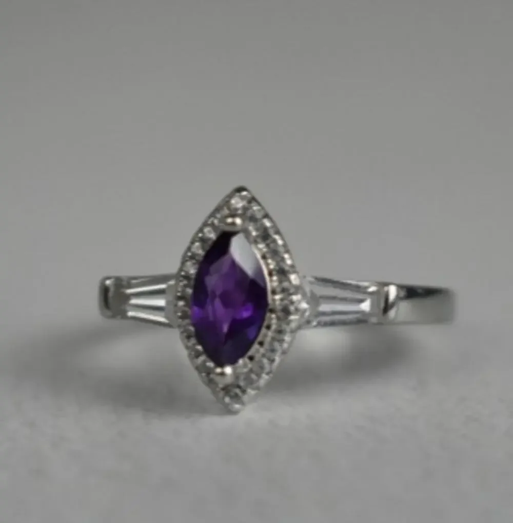 925 Sterling Silver Amethyst & Colorless Spinel Ring Size 8